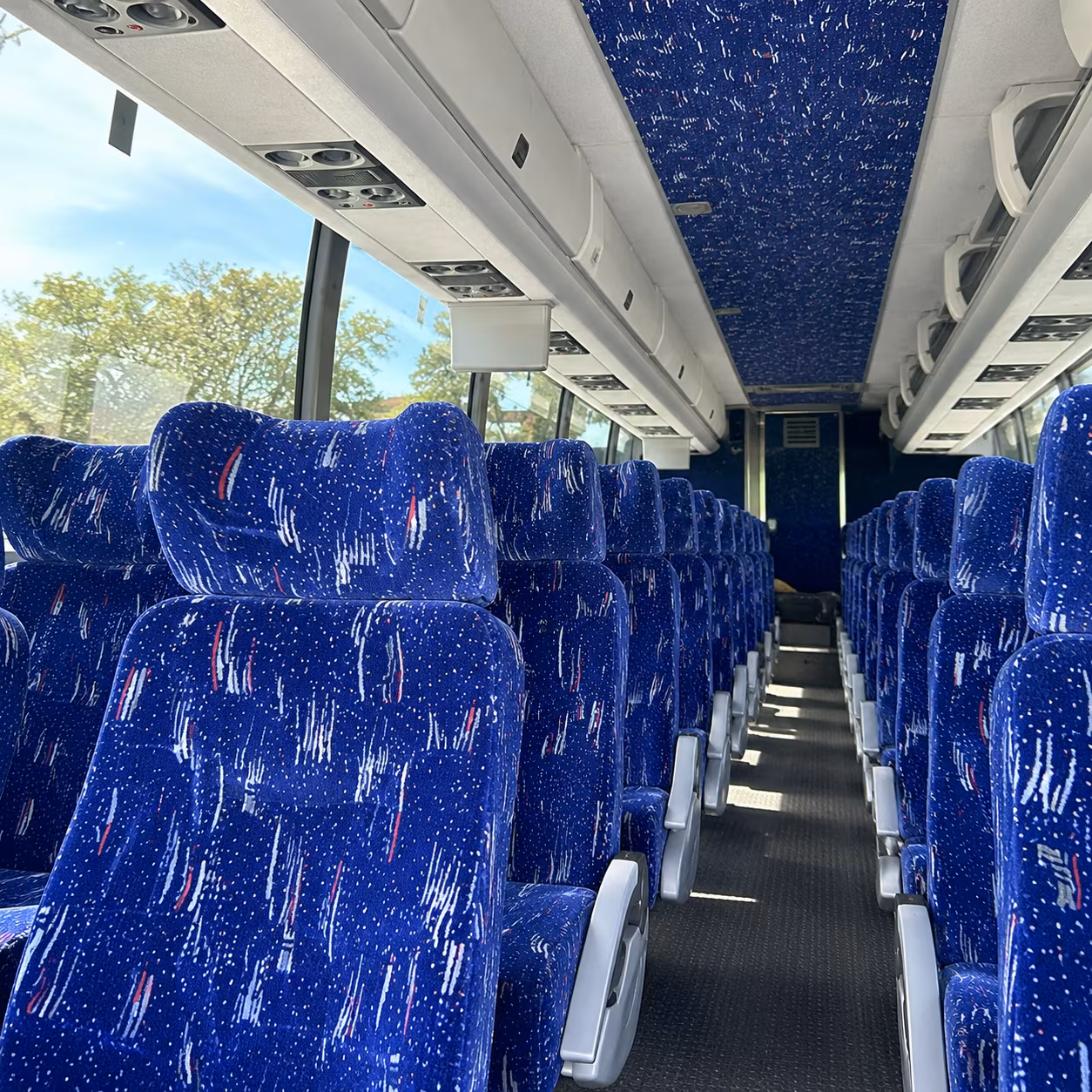 charter buses to the nc museum of natural sciences and raleigh museums